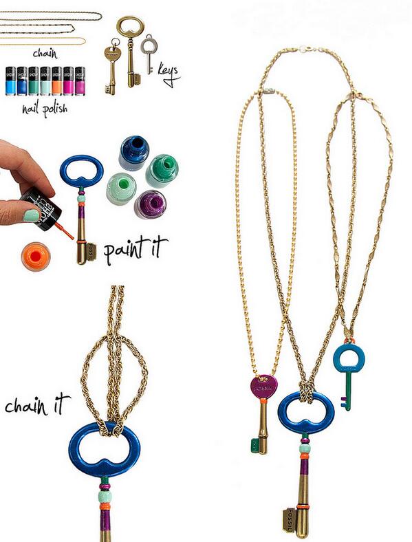 DiyTutoriales2's tweet image. Collares con dijes de llave :) RT