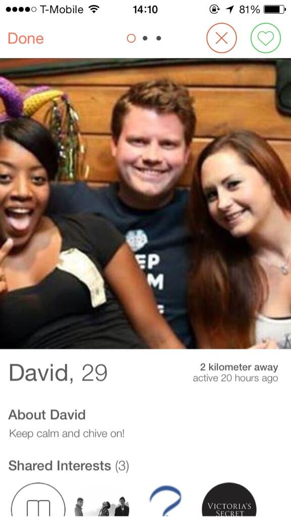 SouthByTinder's tweet photo. I think she's wanking him off #sxsw #southbytinder http://t.co/2VNUXwNPIs
