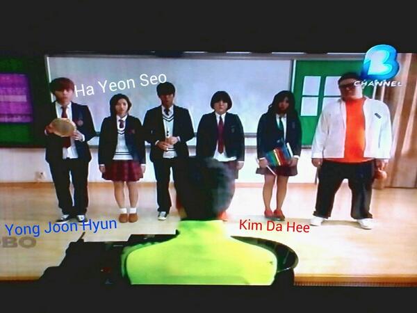 dyjf_'s tweet photo. @bchanneltv  Monstar! Latihannya bikin ketawa… Lol http://t.co/pkQU5lhER3