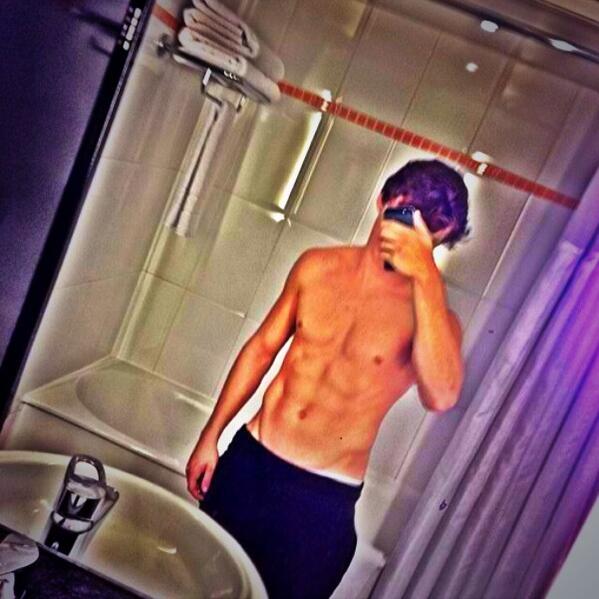 DerekDecesarWC's tweet photo. All for my baby @KuhrenGumpWC http://t.co/XR0f9NgGNB