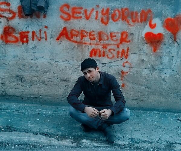 Seni seviyorum beni affedermisin...