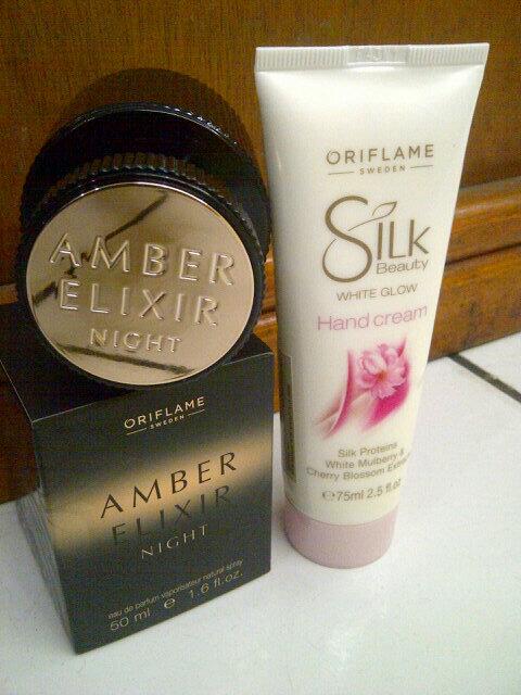LilisJendol's tweet photo. Bonus dr Oriflame parfum nya bokkk wangi bngtt I love it http://t.co/K53uSjvzv2
