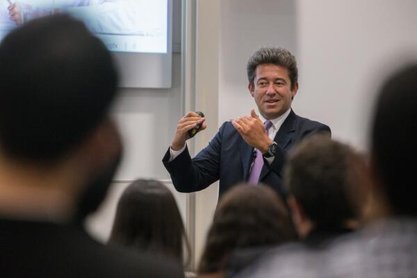 Light_Footprint's tweet photo. Thanks to the @OxfordSBS for hosting @CEBouee in a great talk about #LightFootprint last week. http://t.co/lZFFksEffG http://t.co/J8CgKlBfzv