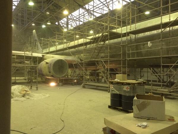 Robcomarine's tweet image. Robcomarine are assisting on plain paint prerparation

ow.ly/uH8cS