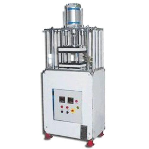 ChapatiMachine1's tweet image. Pressing Type #ChapatiMakingMachine (Semi Automatic #Chapati #Making #Machine) @ chapatimakingmachines.in/chapati-pressi…
