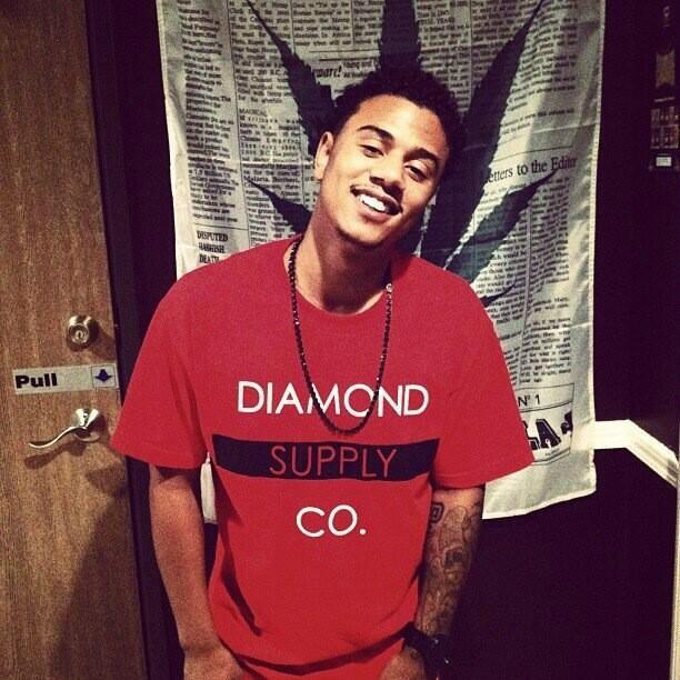 Watch El~Shakur ✨'s leaked NSFW photo on TwXstars