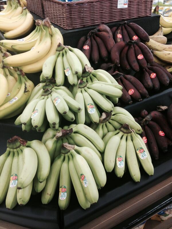 Matrixity's tweet image. Every time I see these mini bananas I think of my time in the Amazon. And terrible spiders. #theygotogether