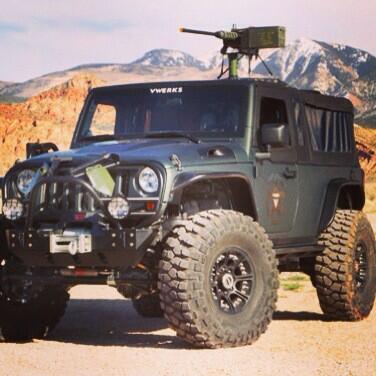 auto_everything's tweet image. Army Jeep