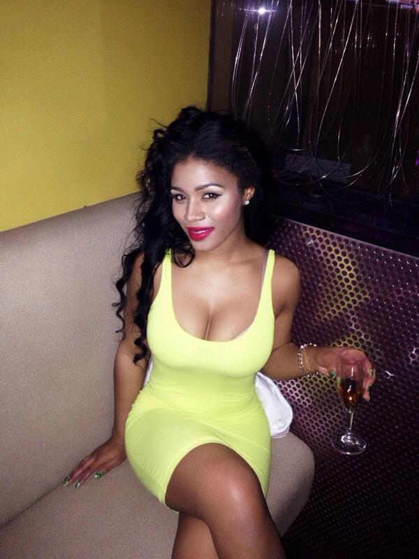 theashleyzee's tweet photo. Fun night http://t.co/3OrxfXUNKg