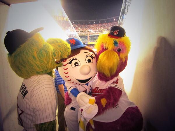 Multiple Baseball Mascots Claim To Have Affairs With Mrs. Met