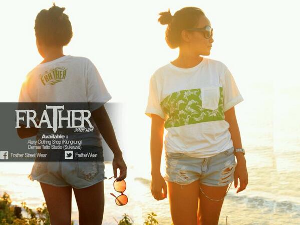 Ready stock || floral pocket || 130.000 || cp : 081805400517