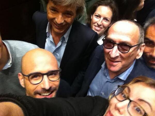 selfie d'ascenseur pour #D8partenlive !!! @CartmanOfficiel @guylagache @thomaslevassor @cheleman1 @Nathlacan @D8TV