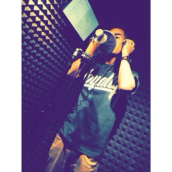 sharedchefs's tweet image. The homie @lilcrazedkid in the green loyalty tee, been rockin with us for years now #dd #ddFamily #ddWorldwide #loya…