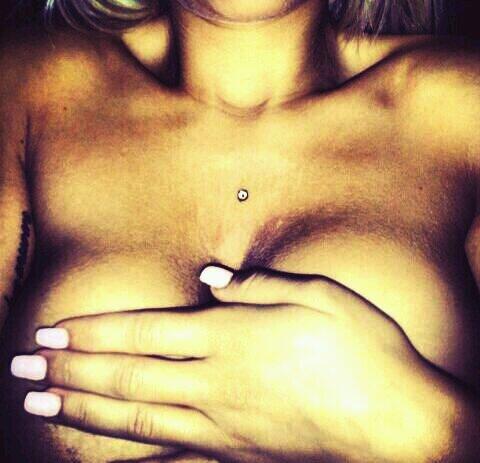 Booty_Princess's tweet photo. A lot of people didn't know I had a micro dermal...  Here it is :) http://t.co/zxZPjAzyyL