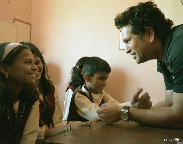 UNICEFIndia's tweet photo. Read about A Day in the life of UNICEF Ambassador for S Asia, Sachin Tendulkar, @sachin_rt - http://t.co/t6I0EMGxLn http://t.co/zjJ2vcrbWX