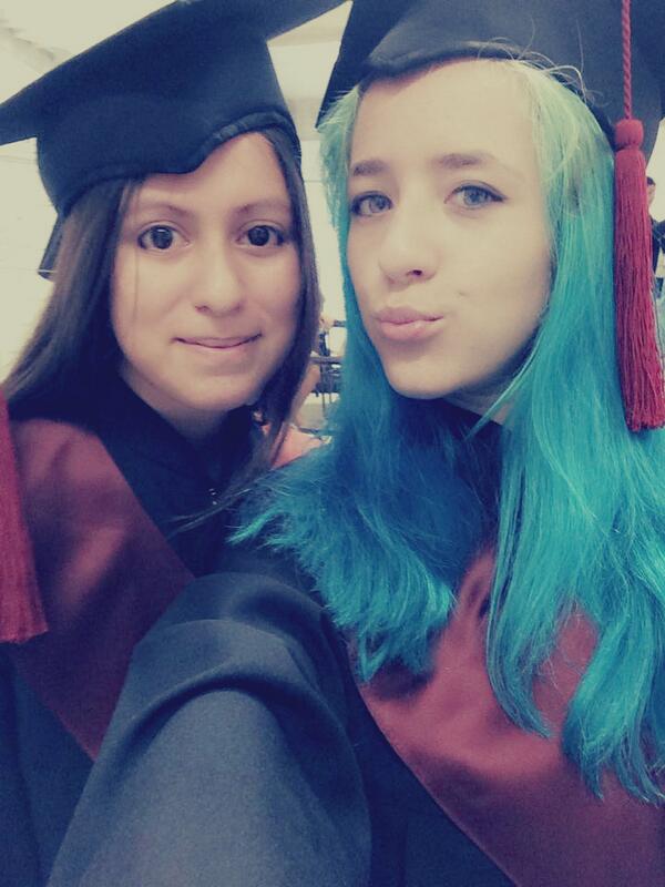 camii_dark's tweet photo. You are my BFF <3 http://t.co/xaftjg8kkx