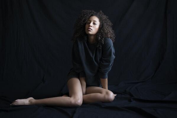 NoiseyMusic's tweet image. Meet @kingavriel – the girl who's set on intellectualising R&amp;amp;B: bit.ly/1qsDGfK