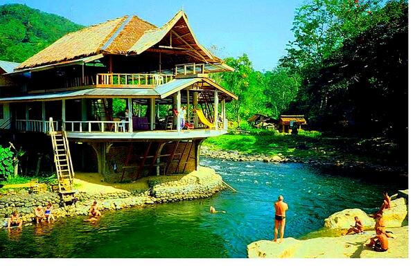 Bukit Lawang, merupakan salah satu destinasi ecotuourism di Langkat, Sumatera Utara. antourism.blogspot.com/2014/03/bukit-… …