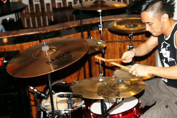 @ikmaltobing at batoe corner