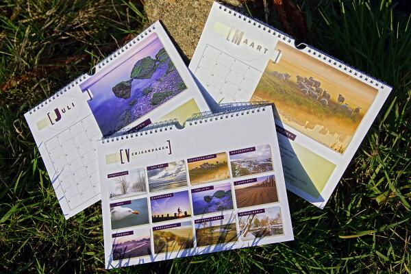 Verjaardagskalender van de bollenstreek en strand te koop bij <a href="/BrunaKatwijk/">The Read Shop</a> Het Baken treffendbeeld.nl