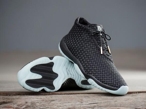 FootAction Jordan Future 3/15