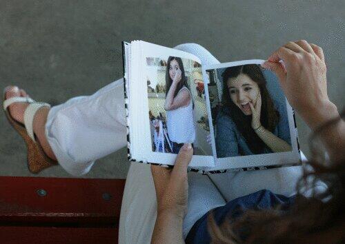 dade_dinesh's tweet photo. @msRebeccablack http://t.co/yixZhGIIbv