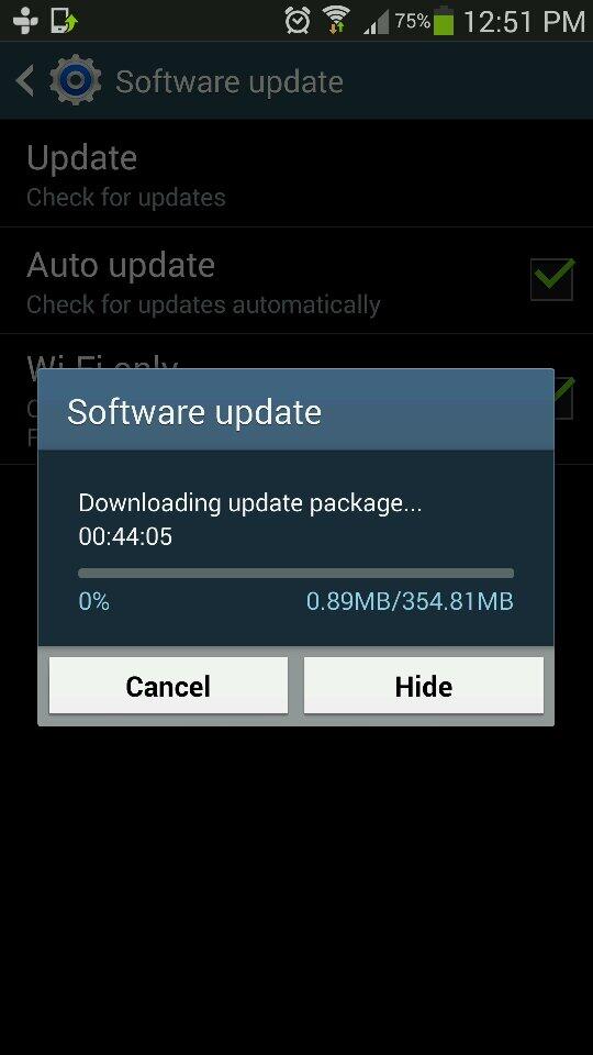 chris_tomtom's tweet photo. @SamsungMobileUK It looks like the 4.4 kitkat update is finally here 😉👌 http://t.co/3X2MgT5ELn