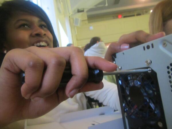 NCR unscrewing the fan. Finally taking apart the computer :'(( #cpbuild7