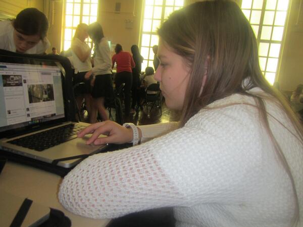 Tweeting the tweeter #cpbuild7