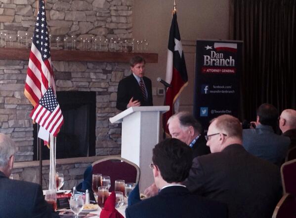 TexansForDan's tweet photo. Making the case in Tarrant Co. to GOP faithful & numerous past supporters of .@SmithermanTX. #Branch2014 #TxAttyGen http://t.co/F0gisbM1rC