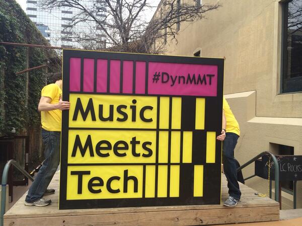 KristiSpeaks's tweet image. Oh yeah! Things are coming together for  @Dyn #DynMMT event this evening at cedar street courtyard #sxsw