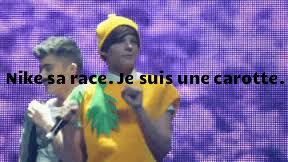 weesterbass's tweet image. #RaconteUnMythoCommeModest Ce mec est totalement normal.