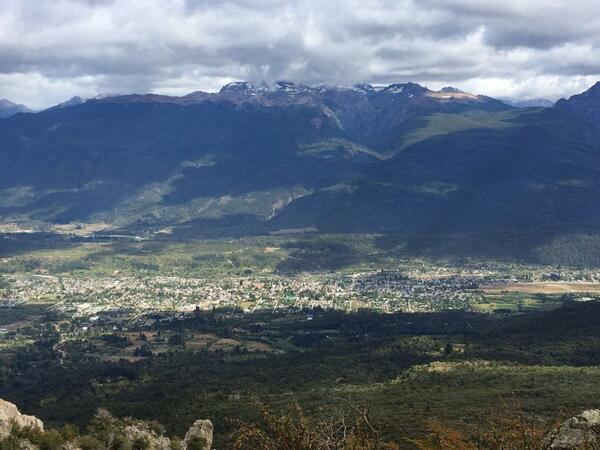 santio03's tweet photo. Me enamore de la vista , costó subir pero llegamos #Piltriquitron #poneleUnNombre http://t.co/uqJVUieqfn