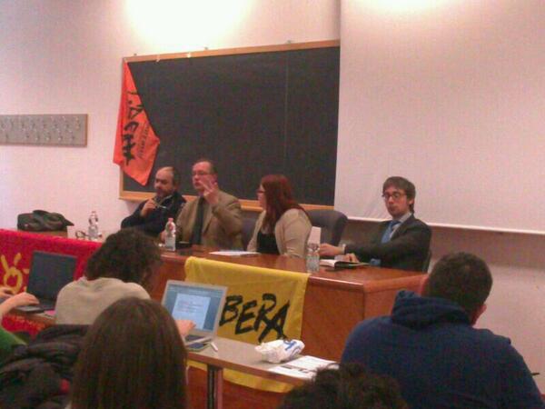 Libera_Firenze's tweet photo. Il made in Italy non va in crisi:100 passi al 22marzo con @tondellolio,Stefano Becucci e Francesco Moro. @Udu_Firenze http://t.co/tnXN0HBjc2