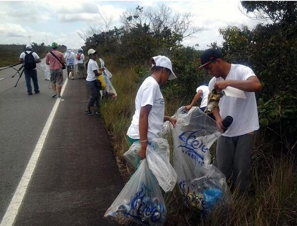 bolivarpcad's tweet photo. Gráficas #proyectocima2014 http://t.co/tqSewOew8h