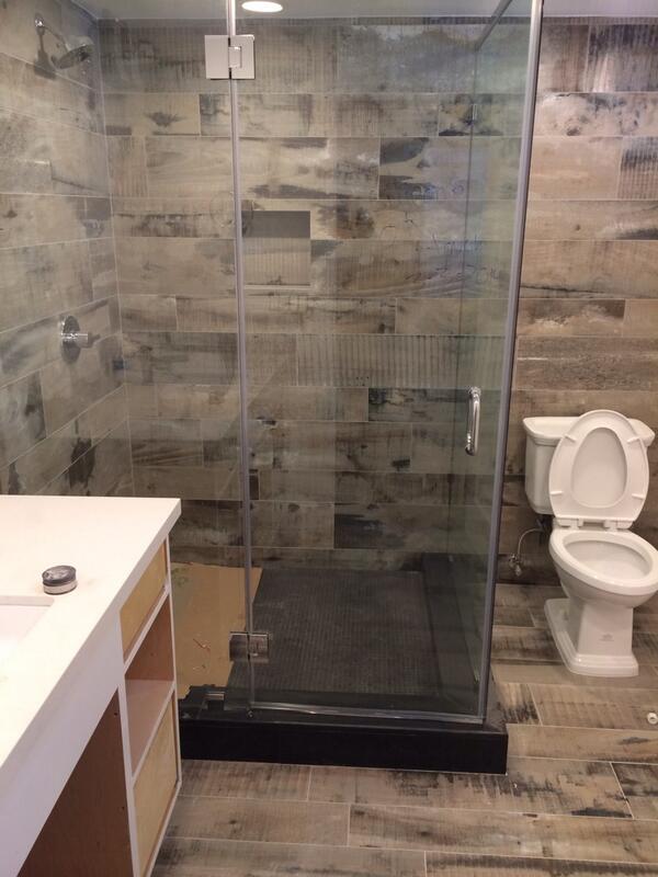 bmosaics's tweet photo. Old Wood Grey Oak #bmosaics #bathroomtile #oldwoodgreyoak #tilethatlookslikewood #Tile @SylvieAtanasio http://t.co/sw6uDvFAZ4