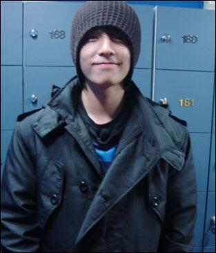 13_donghae's tweet photo. i Like donghae smile! http://t.co/Ds1mzFkyP7
