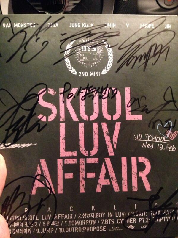 sonsungdeuk's tweet photo. 이렇게 또한번..
이번 앨범은 나한테 참 고맙고도 특별한 앨범인것 같다..^^ http://t.co/dZ2n3YxL0u