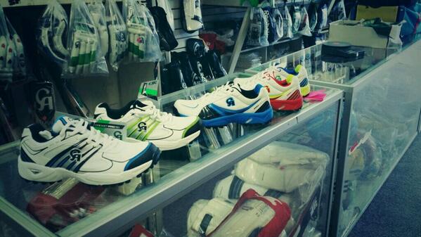cricketzoneusa's tweet photo. New CA 2014 shoes!COME CHECK IT OUT AT CRICKET ZONE!! http://t.co/mIYMuosBIn
