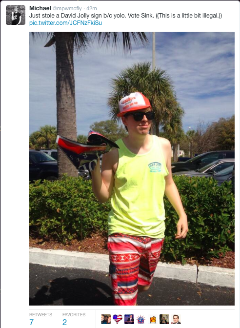 JonnyTorres's tweet photo. That awkward moment when Alex Sink volunteer @mpwmcfly forgets how screenshots work. #FL13 Retweet please. http://t.co/x8nqKqFLd8