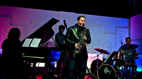 LeTriompheApts's tweet photo. Midweek blues? Jazz up your night at @SOMETHINJazz for live Jazz, Funk &amp; R&amp;B
Just a quick cab ride from Le Triomphe! http://t.co/OkkF7C5QB4