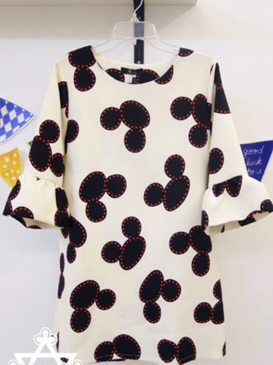 Number1Piece's tweet photo. @yoyo20140304 Hey, the dress is perfect for your SHOW ROOM in SHANGHAI, isn't it? http://t.co/ugSKQ90lzE #Iesegsmm http://t.co/kGD81hlr3O