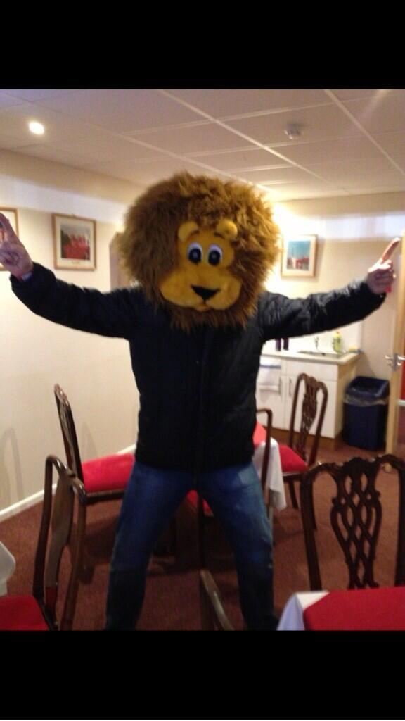 BigChiefExeter's tweet image. "@ccbentos: Best @exetercity mascot going? @jftagg @bhendersonecfc @cridsunrise #WrongCode #C'monYouReds http://t.co/epWfKCstTw" oh dear....