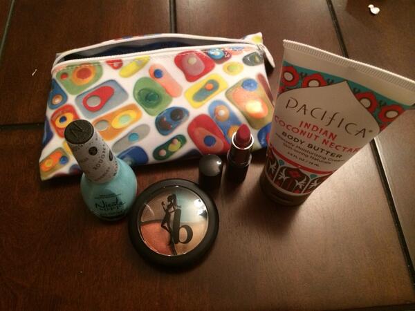 ladybugcloud9's tweet image. So excited about this month's #ipsy bag
