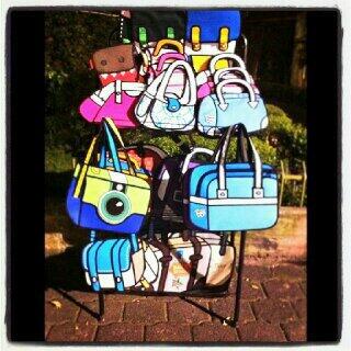 debmoda tweet picture