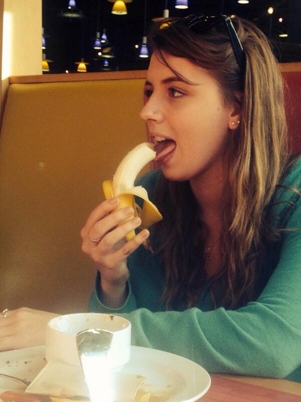 BananasofRowan's tweet photo. Lick it good http://t.co/sk5txIU3Zk