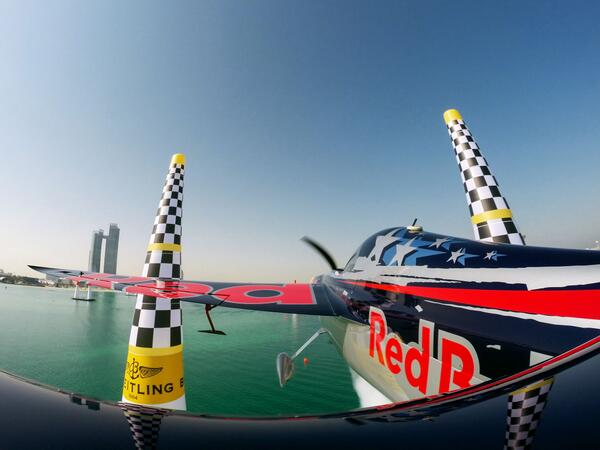 GoPro's tweet photo. #GoPro athlete @KirbyChambliss rips around Abu Dhabi in the first @Redbullairrace heat since 2010. @RedBull http://t.co/bYABzJJ3zo