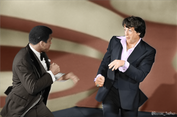Restore_ThePast's tweet image. .@MuhammadAli surprised #Stallone #rocky on stage to start a playful spar, 1977 Academy Awards #colorizing #colorized