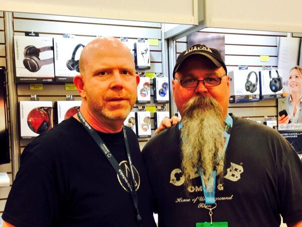 USAudioTechnica's tweet photo. Vance Powell made time to stop by and chat at #sxsw #ATlovesSXSW #sputniksound http://t.co/ndVs9wQNFi