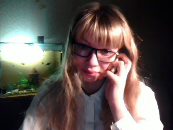 afanasivan1998's tweet photo. Болтаю с любимым пред выходом в школу) http://t.co/78a4R5PMwE